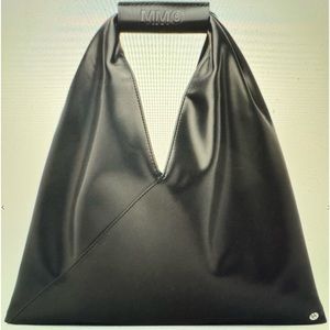 MM6 Maison Margiela: Black mini triangle tote bag